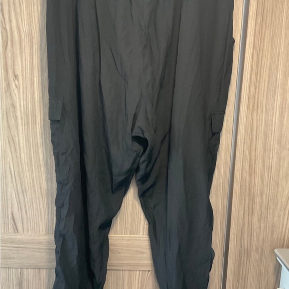 ARNA YORK Womens Black Elastic Waist ,Draw String Legs Size 22/24 - Picture 2 of 9